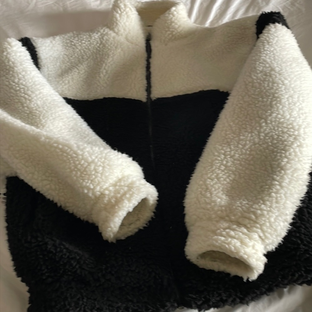 Cozy zip up sherpa jacket